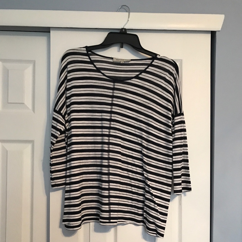 Jones New York slouched 3/4 sleeve shirt size M